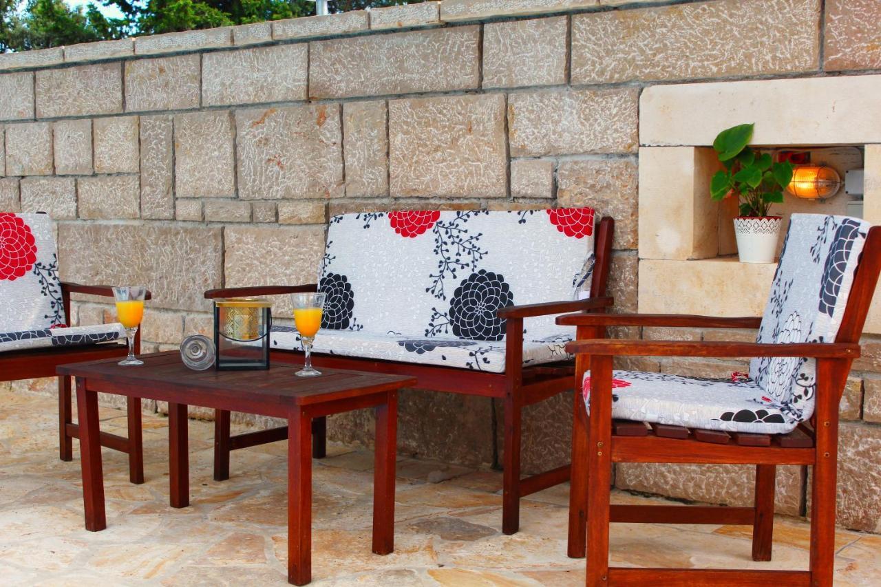 Bungalow Vice With Pool Pakostane Bagian luar foto