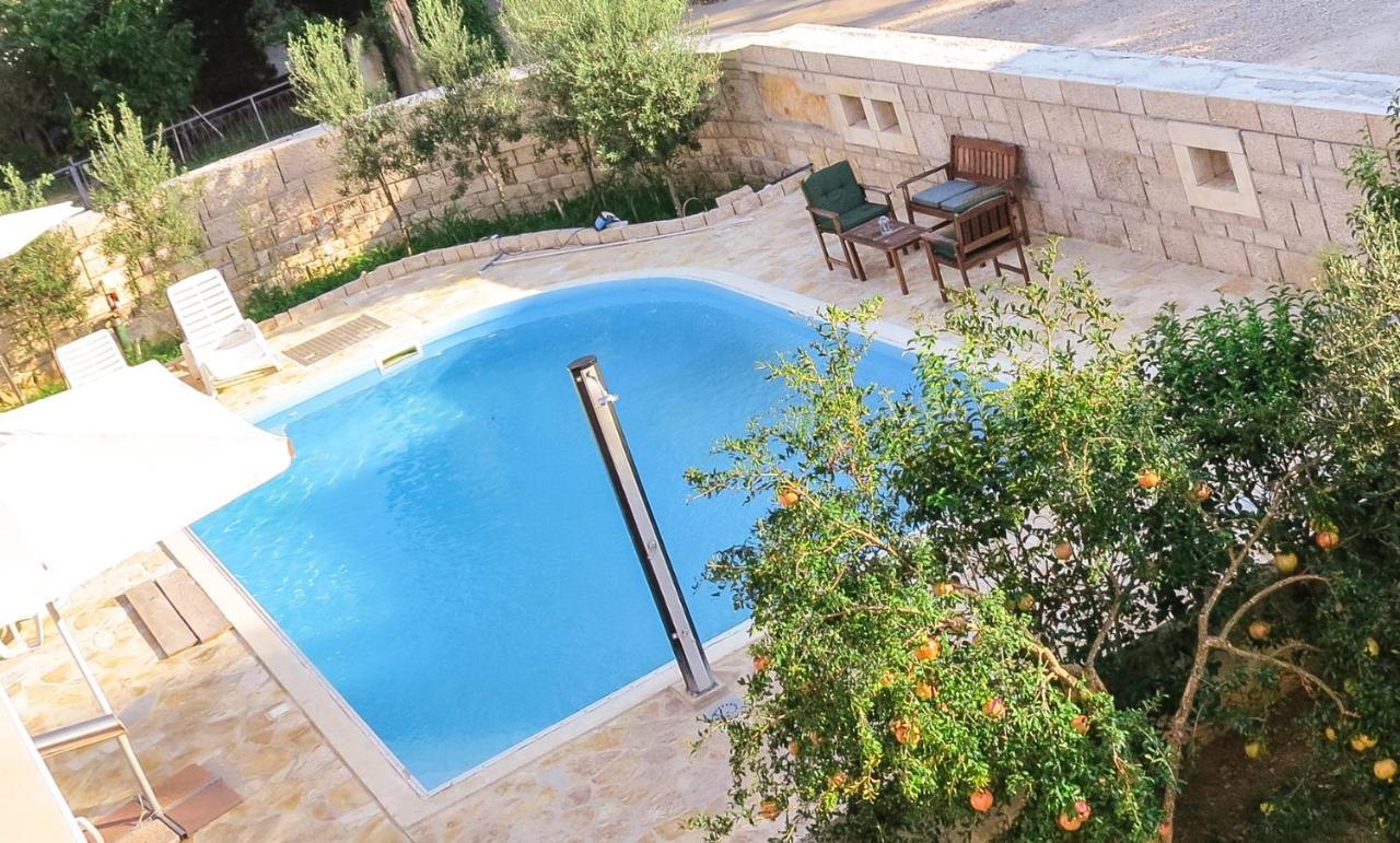 Bungalow Vice With Pool Pakostane Bagian luar foto